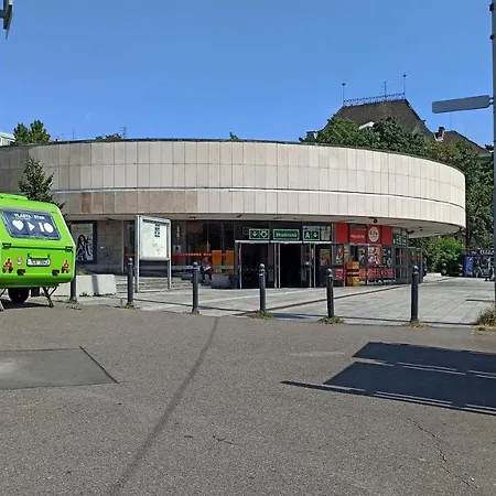 Apartament In A Good Location