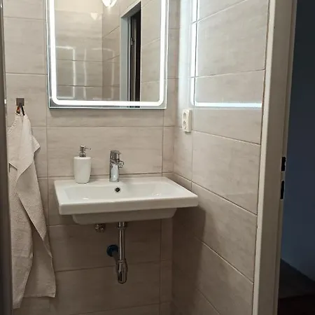 Apartment In A Good Location *